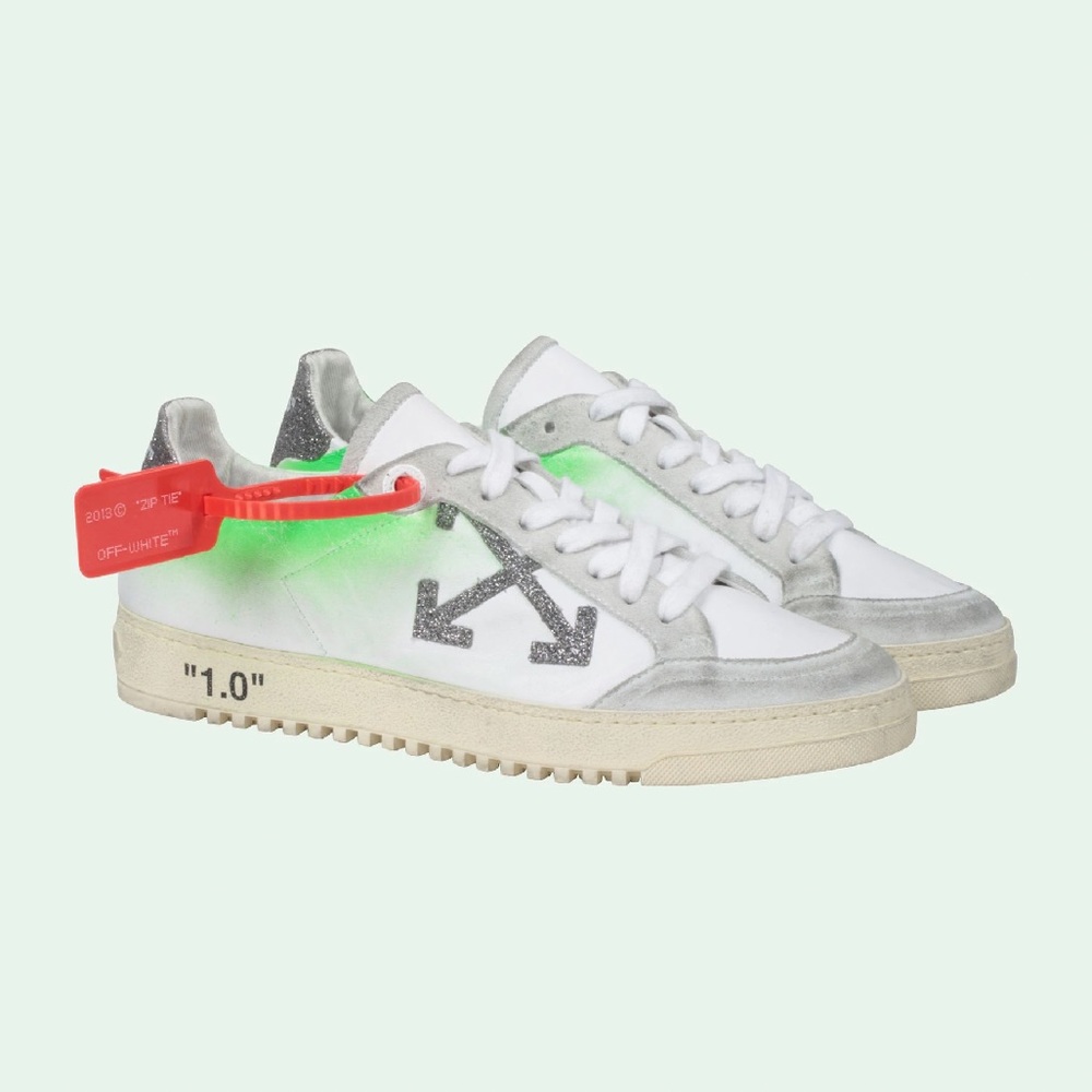 OFF-WHITE Virgil Abloh Arrow 2.0 Sneakers Sz38 with signature Zip Tie.